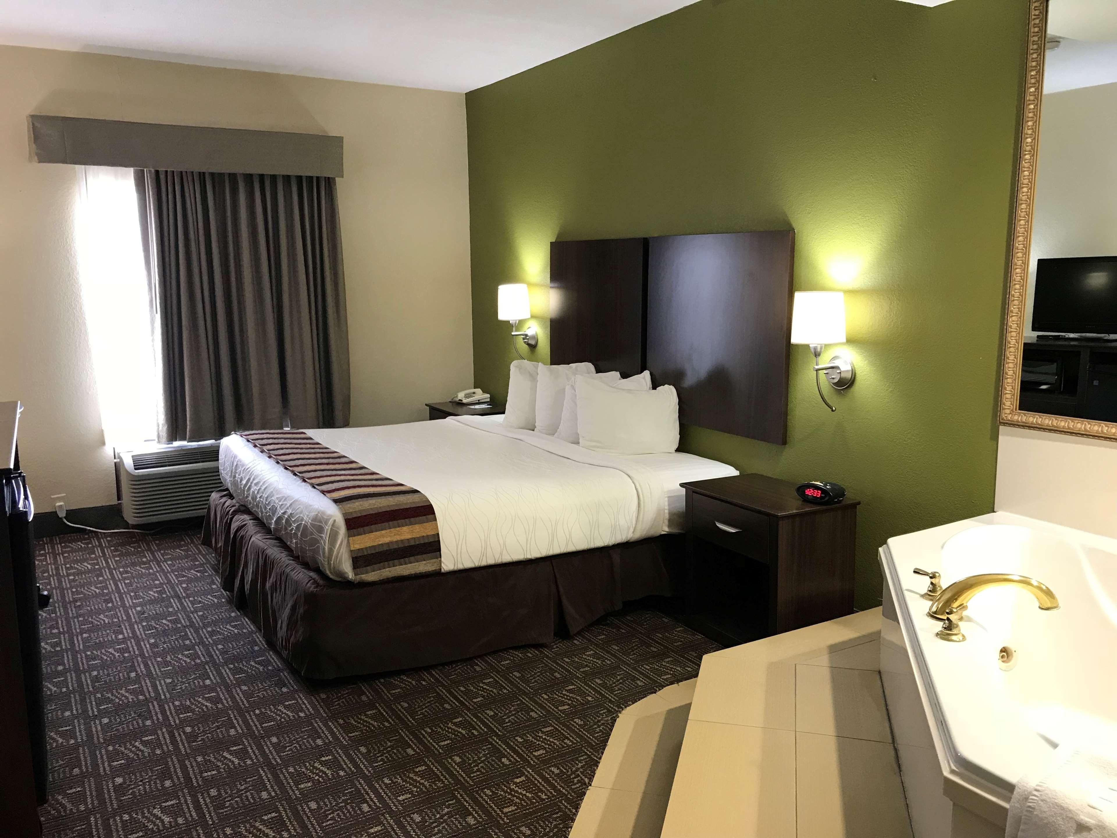 Best Western Rayne Inn Ngoại thất bức ảnh