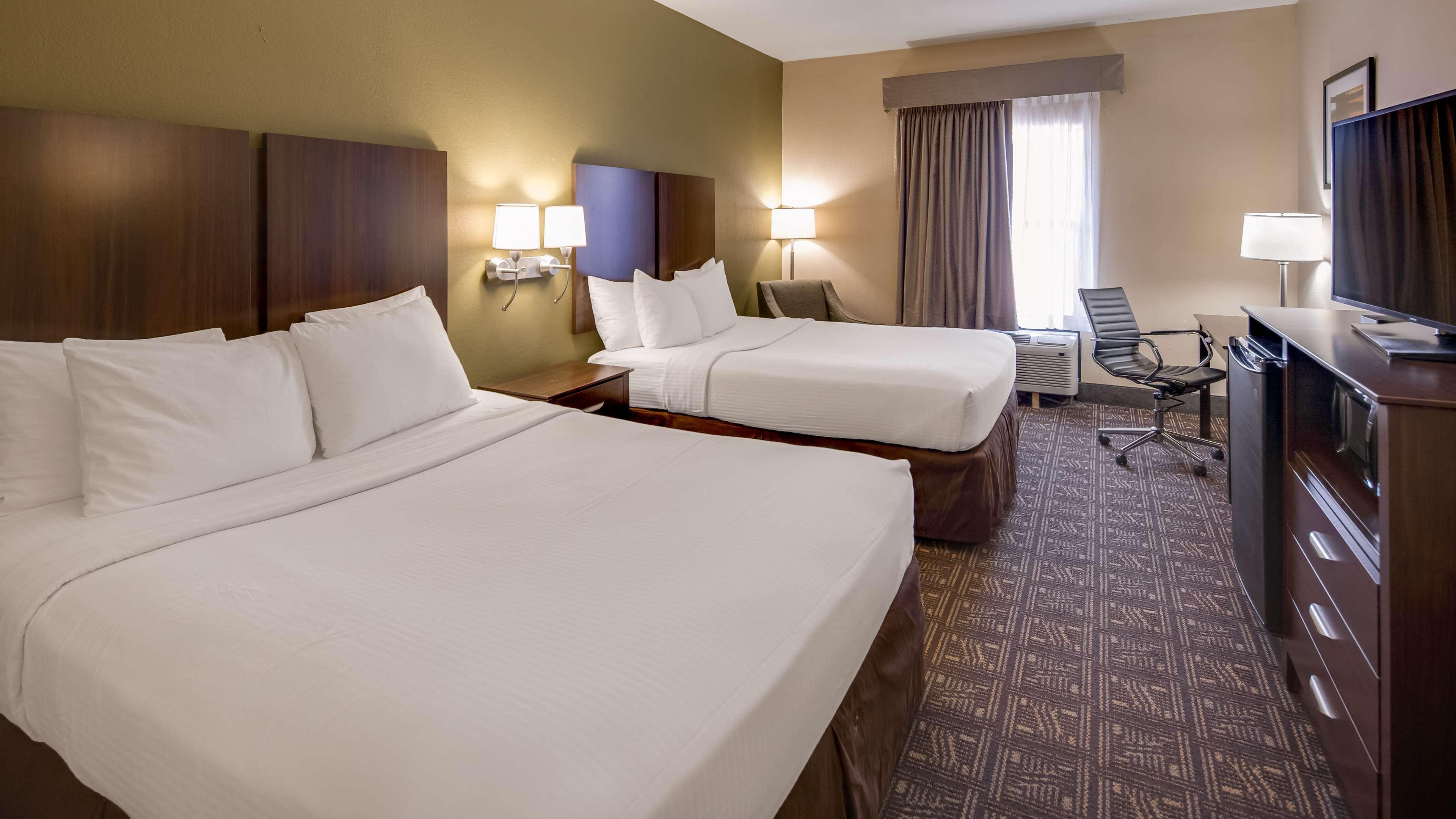Best Western Rayne Inn Ngoại thất bức ảnh