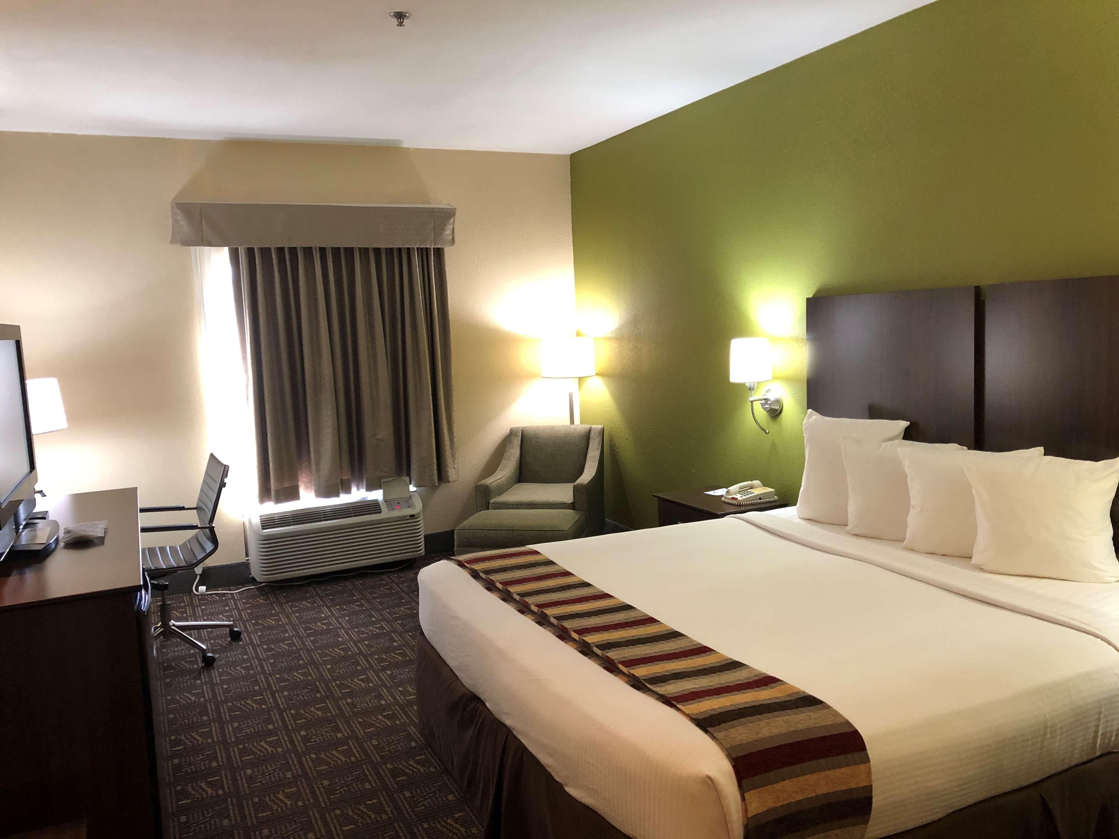 Best Western Rayne Inn Ngoại thất bức ảnh