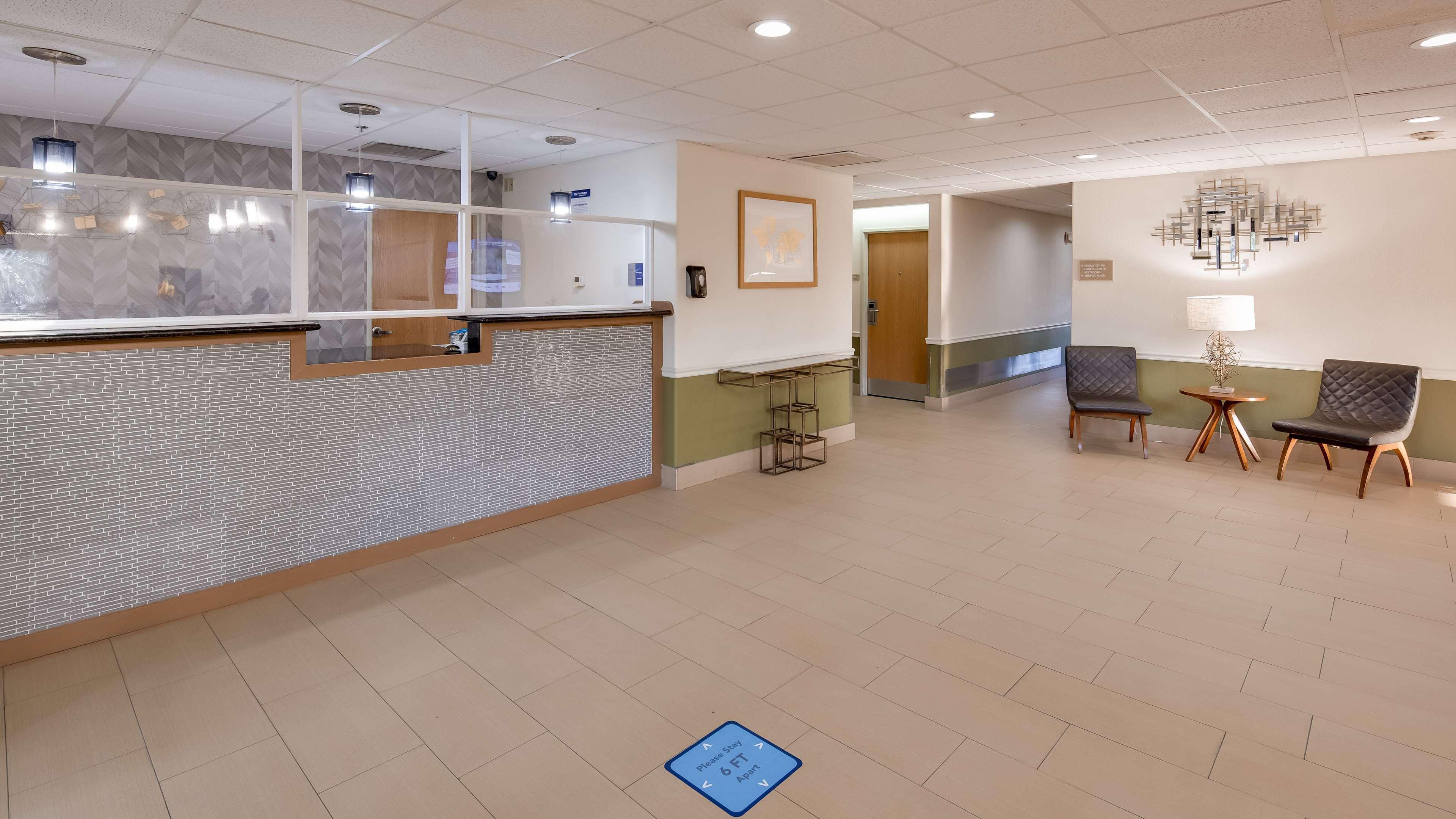 Best Western Rayne Inn Ngoại thất bức ảnh