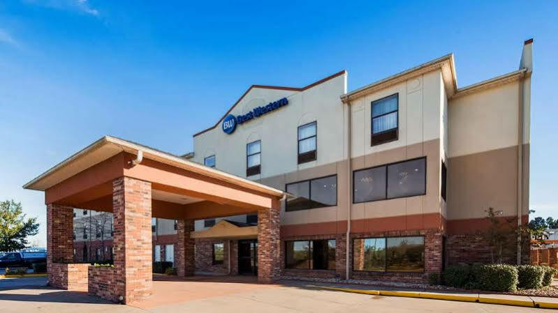 Best Western Rayne Inn Ngoại thất bức ảnh